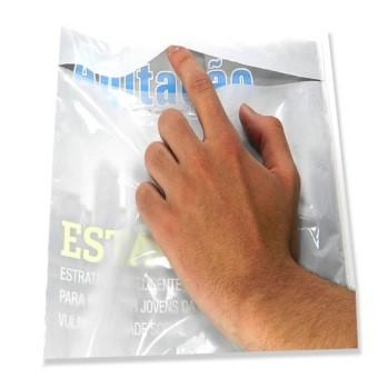 envelope plástico com lacre adesivo