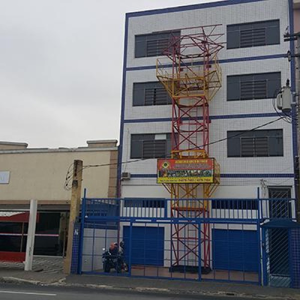 centro de formação de bombeiro civil e cursos livres