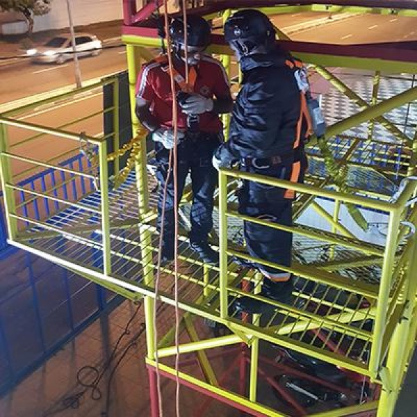 curso de combate a incêndio para bombeiros