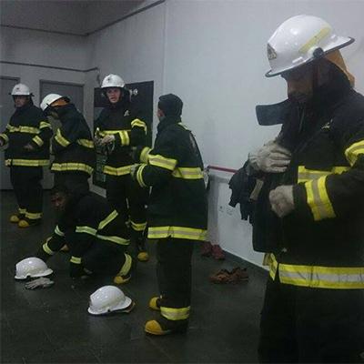 Curso de bombeiro civil feminino