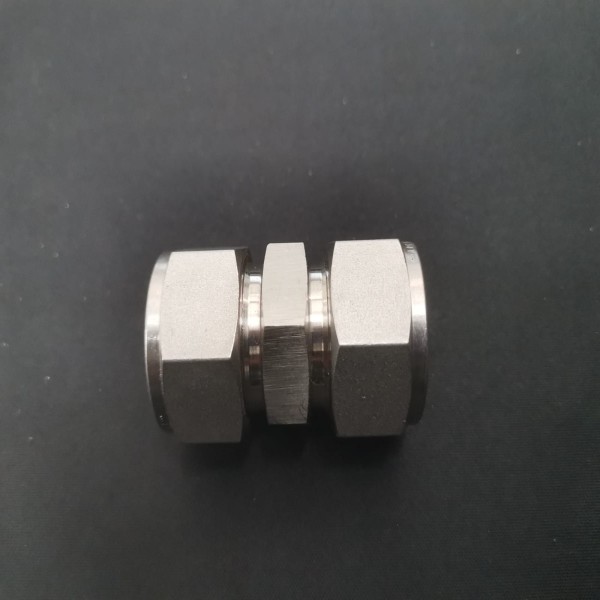 CONECTOR UNIÃO DUPLA 1/8 Á 2" PORCA E ANILHA PARA TUBO